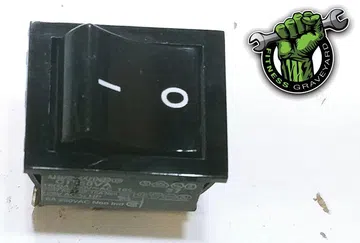 Athlon IQ2 Power Switch # 1023 USED REF# UFCDR1242028BD